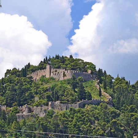 Poly'S Charming Home - City Center & Near The Beach 2Bedroom Apartment Nafpaktos Esterno foto