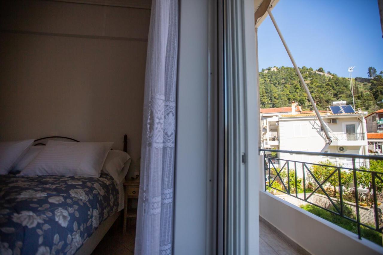 Poly'S Charming Home - City Center & Near The Beach 2Bedroom Apartment Nafpaktos Esterno foto