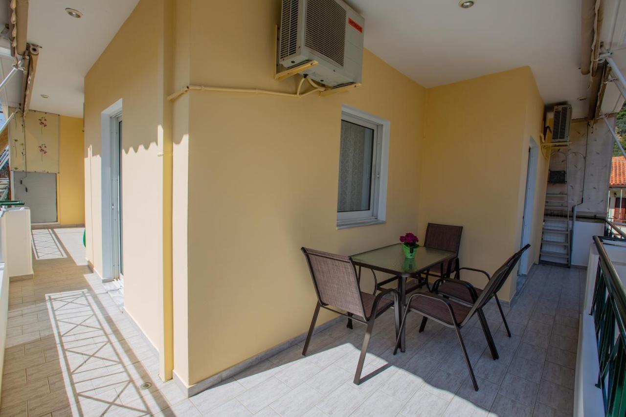 Poly'S Charming Home - City Center & Near The Beach 2Bedroom Apartment Nafpaktos Esterno foto